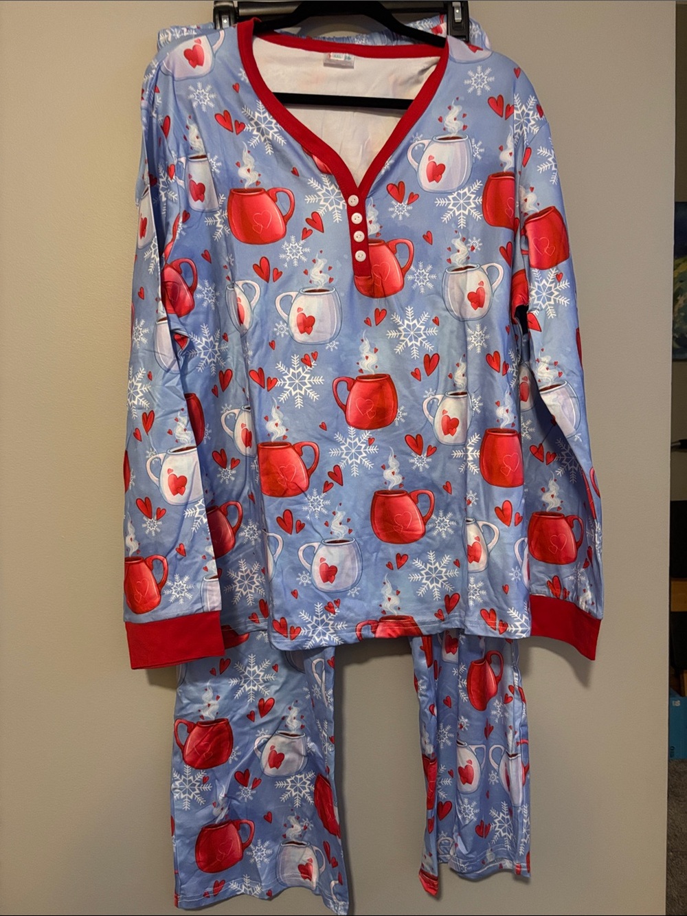Women’s Red & Light Blue Hot Cocoa Print Pajama Set with pockets NWOT